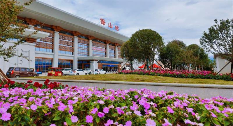 邯鄲到保山物流公司-化工原料運(yùn)輸專(zhuān)線(xiàn)-實(shí)時(shí)跟近